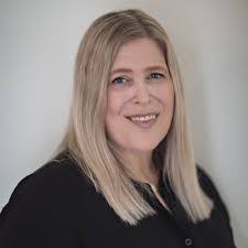 Becky Brunner's Instagram, Twitter & Facebook