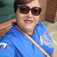 How to transport wreaths to craft shows?