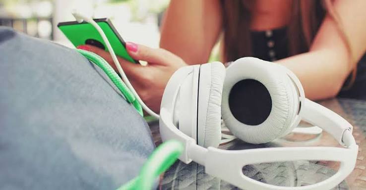 10 Aplikasi Musik Streaming Pilihan yang Bikin Hari Lebih Berwarna
