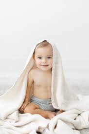 Image result for tbn:2Z_7CQk_kzy5lM::www.phroon.com/studio/pic/baby004.jpg