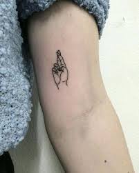 The Miniature Tattoos You Ll Fall In Love With Minimal Tattoo Cool Small Tattoos Small Tattoos