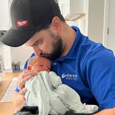 We are pleased to introduce you to our newest Kaiser Family member, Avery  Jane Smegner, born June 2nd at 5:04am weighing in at 6lbs 10oz.  Congratulations Kevin and Kellie Smegner!!