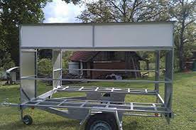 Pin By Fabian Liesch On Bee Cabin Bee Keeping Bee Hive Bee