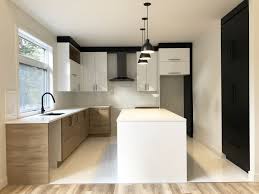 Cuisine Moderne I Modele L Evolutive I Habitations Jutras In 2020 Kitchen Home Kitchen Cabinets