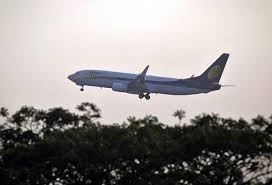 Jet airways share price low made is about 2.63% below the closing. Jet Airways Share Price Falls As Airline Defers March Salary Payment To Employees