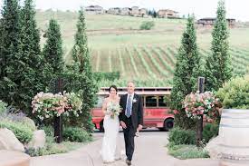 David Kylie S Karma Vineyards Wedding Lake Chelan Wa B Jones Photography Seattle Wedding Photographers Vineyard Wedding Venue Vineyard Wedding Vineyard Wedding Decor