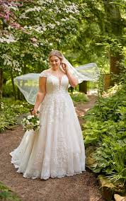 Plus Size Off The Shoulder Lace And Tulle Traditional Ballgown In 2020 Essense Of Australia Wedding Dresses Ball Gowns Bridal Gowns