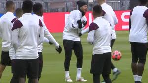 Goalkeeper ( slavia prague ). Slavia Prague Goalkeeper Dislocates Shoulder In Training Ahead Of Arsenal Game Youtube