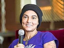 Последние твиты от sinéad o'connor (@sineadoconnor). Sinead O Connor Ist Zum Islam Konvertiert Und Hat Einen Neuen Namen