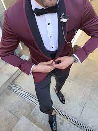Dealing with sand, water, and sunscreen are the last things you want when dressing up for a formal event, so here are some of our tips for what to wear to a beach wedding. Do S And Dont S For Men Wedding Guest Attire By Gentwith Blog