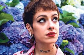 Pauliña unha achega de Patty Castro.