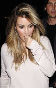 30 Trendy Hair Blonde Honey Kim Kardashian Hair Styles Blonde Hair Color Long Hair Styles