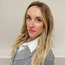 Mackenzie Evans's Instagram, Twitter & Facebook