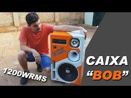 pin em caixa de som 12
