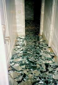 21 Pinterest Projects The World Will Never Need Walking On Broken Glass Amazing Bathrooms House Design