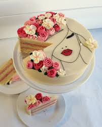 A Floral Face Cake Made Of Gorgeous Buttercream Roses Cake Style Buttercream Roses Fashion Cakes How To Make Cake