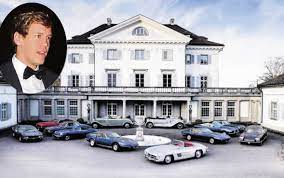 Die zukunft von sebastian vettel nach 2020 ist weiter ungewiss. Formel 1 Wird Sebastian Vettel Bald Schlossherr In Der Schweiz Express De