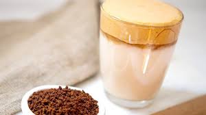Dalgona Kaffee So Bereiten Sie Das Trendgetrank Zu Eis Kaffee Eiskaffee Eiskaffee Selber Machen