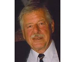 Brian Larry's Instagram, Twitter & Facebook