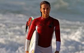 Ahead, we will also know about sally fitzgibbons dating, affairs, marriage, birthday, body measurements, wiki, facts. Wallpaper Girl Board Surfer Sally Fitzgibbons Images For Desktop Section Sport Download
