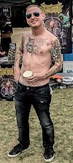 Taylor decker (born august 23, 1993) is an american football offensive tackle for the detroit lions of the national football league (nfl). Pin By Tamara Todhunter On 8 Corey Taylor Slipknot Corey Taylor Corey Taylor Taylor Stone