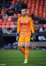 Statistika tijekom karijere (nastupi, golovi, kartoni) i povijest transfera. Jaume Domenech Goalkeeper Of Valencia Cf Looks During The Copa Del Goalkeeper Soccer Goal Football Players