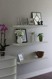 Nice 30 Best Floating Shelves For Small Space Ideas Https Kidmagz Com 30 Best Floating Shelves For Sma Floating Shelves Living Room Floating Shelves Shelves