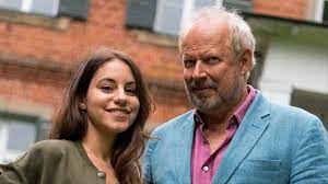 Endlich heute 20:15 tatort kiel by @hueseyintabak 🙏 auf ard mit einer top besetzung + 4blocks reunion by @debocongia 🙏 mit unserem titelsong „fliegen @sero__baby. Heute Im Tatort Aus Kiel Interview Mit Almila Bagriacik Bekannt Aus 4 Blocks