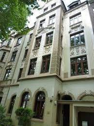 Die preise sind in der flächenmäßig größten stadt im ruhrgebiet zwar moderat, im süden sind sie jedoch teurer als im von arbeitersiedlungen geprägten norden. 3 Zimmer Wohnung Zum Verkauf Hollestrasse 27 44137 Dortmund Innenstadt Mapio Net