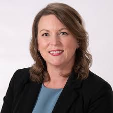 Ellen Laplante's Instagram, Twitter & Facebook