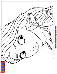 Pascal is rapunzel's pet chameleon and a major character in disney's 2010 animated feature film this supportive and encouraging companion's true colors just might hold a key to unlocking a royal pascal is actually based on a real chameleon, owned by one of the workers. Rapunzel With Pascal The Chameleon Coloring Page H M Coloring Coloring Home