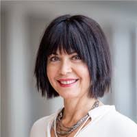 Stella Danos-Papaconstantinou