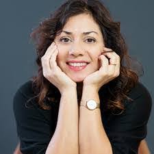 Desiree Suter's Instagram, Twitter & Facebook