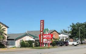 Musée historique du comté de cherrx, tandis que ceux qui veulent. Trade Winds Motel 2406 W Main St Grand Prairie Tx 75050 Usa