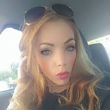 Desiree Tackett's Instagram, Twitter & Facebook