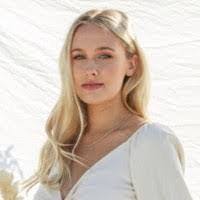 Jessica Edler's Instagram, Twitter & Facebook