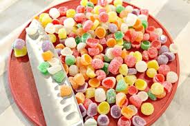 Den pizzastein heizt man am besten im backofen vor: Fruchtgummi Torte Tolle Ideen Fur Den Kindergeburtstag