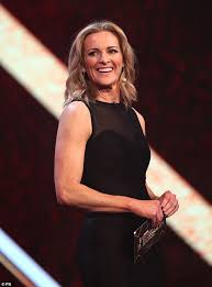 His brother daniel died in 1992. Gabby Logan 47 Reveals She Worries About Ageing Daily Mail Online
