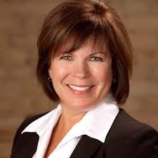 Ellen White (@ellenreathwhite)