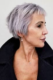This type of female hair loss pattern naturally occurs usually around the age of 40 and 50. 40 Short Hairstyles For Women Over 50 With Fine Hair 2021 Best Hair Looks