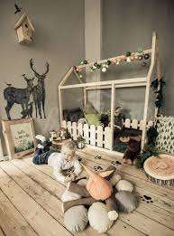 Çocuk odaları özel bir dekorasyonu olmasa dahi evlerimizin en neşeli odaları oluyor. Orman Temali Cocuk Odasi Dekorasyon Fikirleri