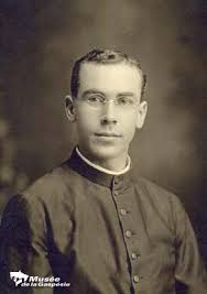 1890 : Naissance d'Antoine Bernard qui a inspiré le nom de l'école  secondaire