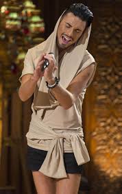 Regarde du contenu populaire des créateurs suivants : Rylan Clark Neal Throws It Back To His Days Of Long Blond Hair As He Marks Six Years Since That Incredible X Factor Audition Mirror Online