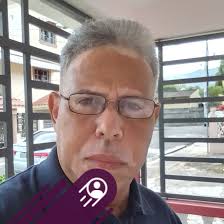 El senador por la provincia Hermanas Mirabal, Bautista Rojas Gómez, expresó  que el presidente Luis Abinader se ha inmiscuido en asuntos que le  corresponden al senador de Dajabón, David Sosa. El senador