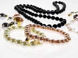 A strand of large, flawless south sea pearls could even be valued as high as $100,000+. How Much Are Pearls Worth Jewelry Guide