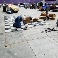 Garage floor is essentially made out of concrete due to which its original color is drab and depressing. Top 5 Budget Garage Flooring Ideas Interlocking Pvc Foam Tiles