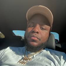 Yall help me wish my oldest child a happy birthday im not gone make a post  and lie like the world is your and we finna turn up cause im broke but