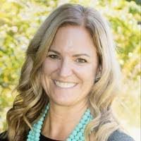 Andrea Gratton's Instagram, Twitter & Facebook