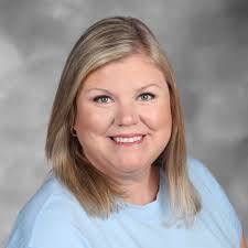 Angie Wise's Instagram, Twitter & Facebook