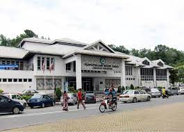 Seharian di perpustakaan ni buatkan saya okodou.sejuk bangat.ha.ha. Sabah State Library Penampang